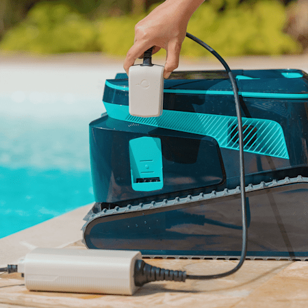 Dolphin Liberty 600 Robotic Pool Cleaner
